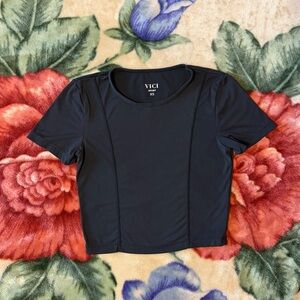 vici sport cropped top.